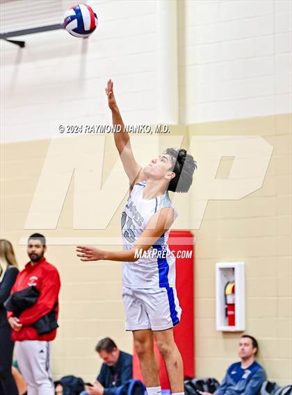 Thumbnail 3 in St. Xavier vs. Franklin Central photogallery.