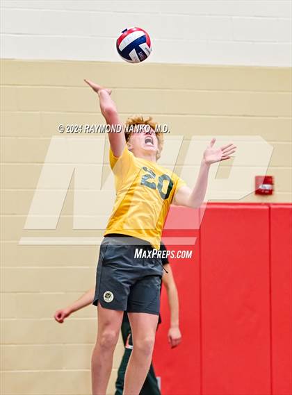 Thumbnail 3 in St. Xavier vs. Franklin Central photogallery.