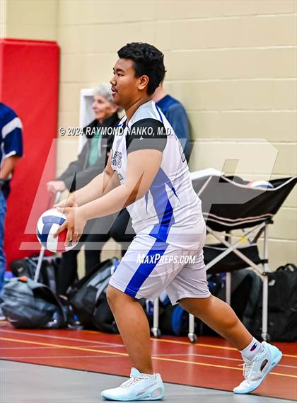 Thumbnail 1 in St. Xavier vs. Franklin Central photogallery.