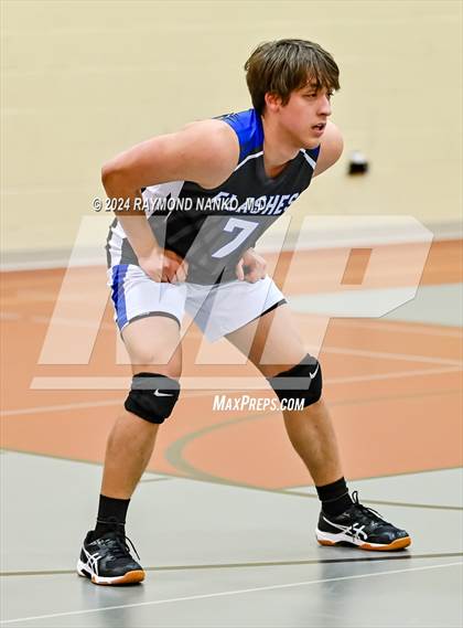 Thumbnail 2 in St. Xavier vs. Franklin Central photogallery.