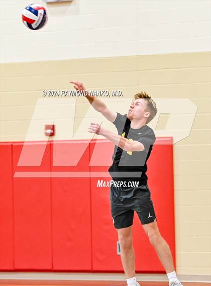 Thumbnail 1 in St. Xavier vs. Franklin Central photogallery.