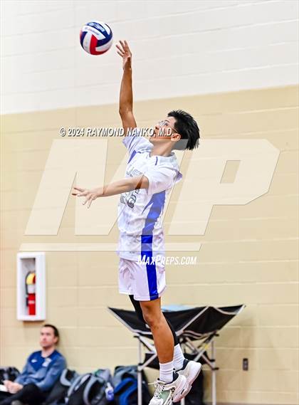 Thumbnail 1 in St. Xavier vs. Franklin Central photogallery.