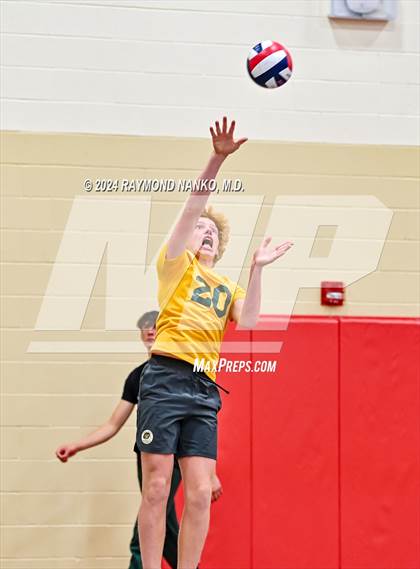 Thumbnail 1 in St. Xavier vs. Franklin Central photogallery.