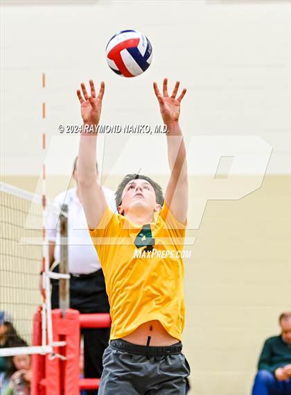 Thumbnail 2 in St. Xavier vs. Franklin Central photogallery.