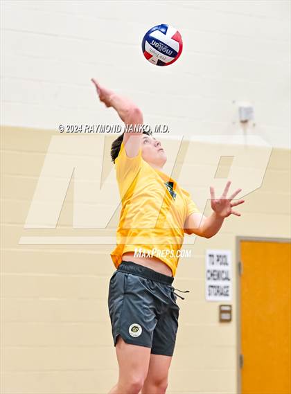 Thumbnail 1 in St. Xavier vs. Franklin Central photogallery.