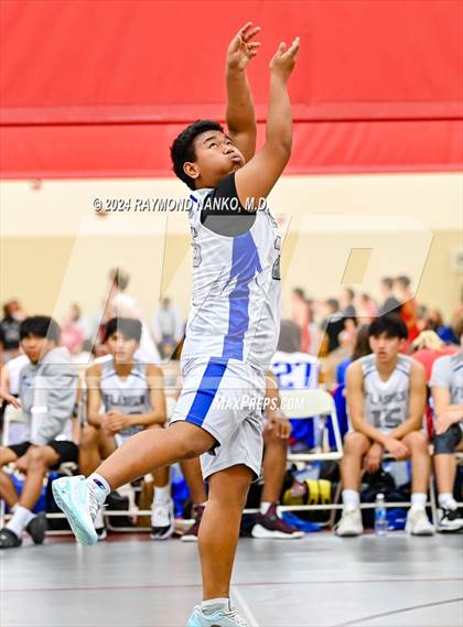 Thumbnail 1 in St. Xavier vs. Franklin Central photogallery.