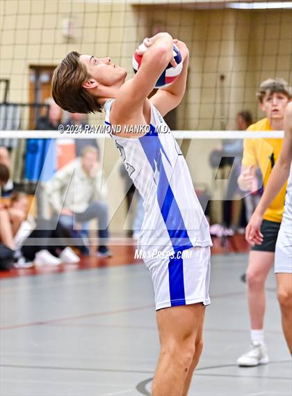 Thumbnail 1 in St. Xavier vs. Franklin Central photogallery.