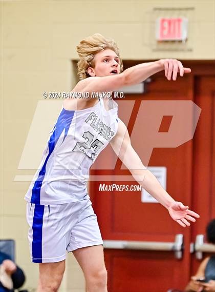 Thumbnail 3 in St. Xavier vs. Franklin Central photogallery.