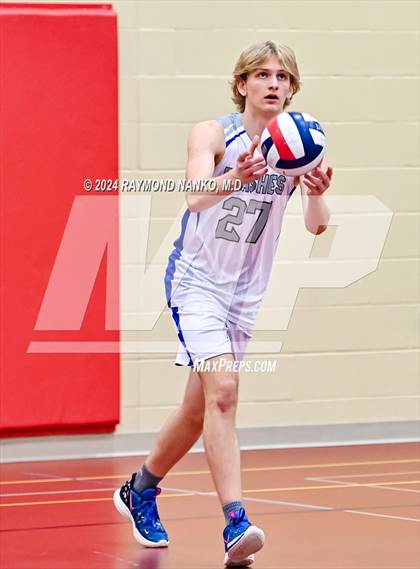 Thumbnail 3 in St. Xavier vs. Franklin Central photogallery.