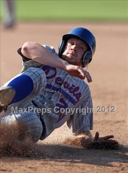 Thumbnail 3 in Notre Dame vs. Attica (Rotary Tournament) photogallery.