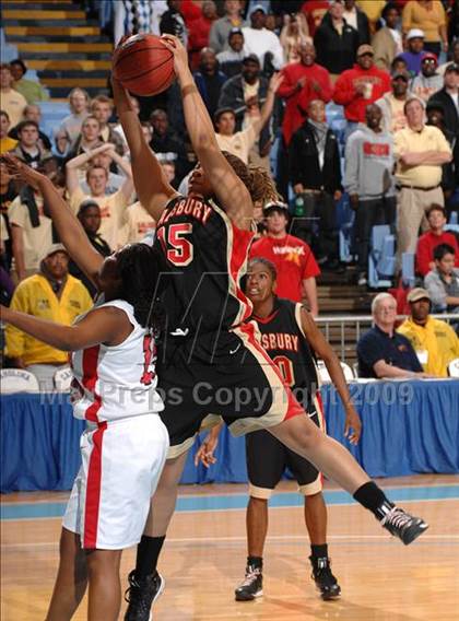 Thumbnail 2 in Salisbury vs. Graham (NCHSAA 2A Final) photogallery.