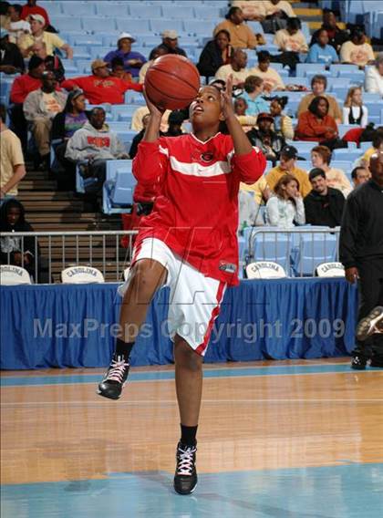 Thumbnail 3 in Salisbury vs. Graham (NCHSAA 2A Final) photogallery.