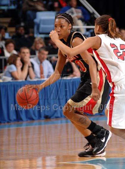 Thumbnail 2 in Salisbury vs. Graham (NCHSAA 2A Final) photogallery.