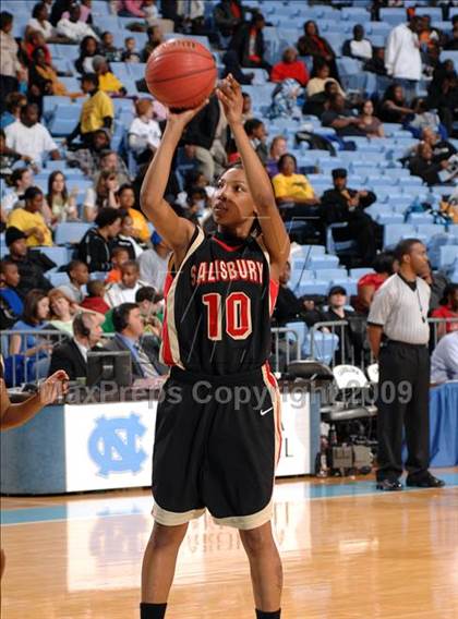 Thumbnail 1 in Salisbury vs. Graham (NCHSAA 2A Final) photogallery.