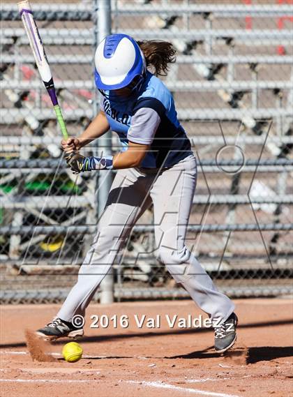 Thumbnail 3 in Pueblo vs Flowing Wells photogallery.