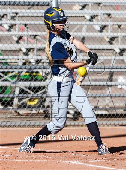 Thumbnail 2 in Pueblo vs Flowing Wells photogallery.
