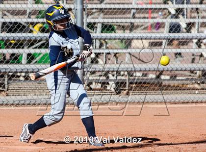 Thumbnail 2 in Pueblo vs Flowing Wells photogallery.