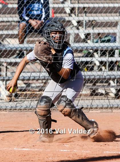 Thumbnail 2 in Pueblo vs Flowing Wells photogallery.