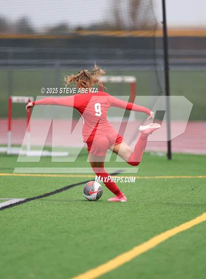 Thumbnail 1 in Fairview @ Regis Jesuit (CHSAA 5A First Round) photogallery.