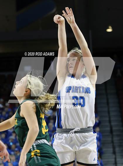Thumbnail 3 in Pius X vs. Lincoln East (NSAA Class A Final)  photogallery.