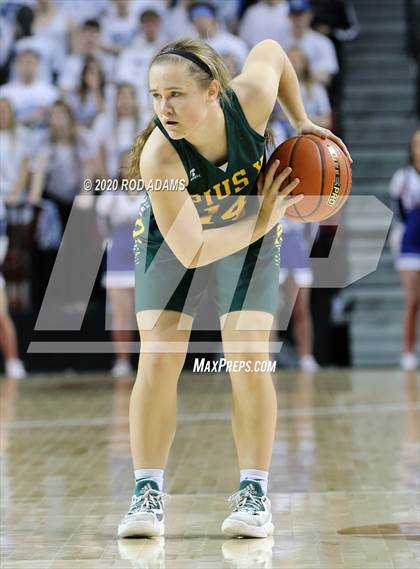 Thumbnail 2 in Pius X vs. Lincoln East (NSAA Class A Final)  photogallery.