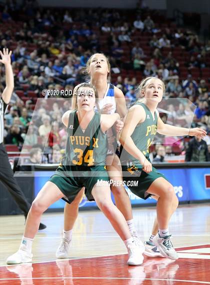 Thumbnail 3 in Pius X vs. Lincoln East (NSAA Class A Final)  photogallery.