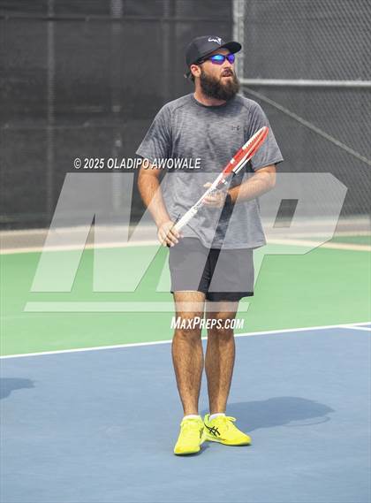 Thumbnail 2 in UIL 3A Boys Tennis Finals photogallery.