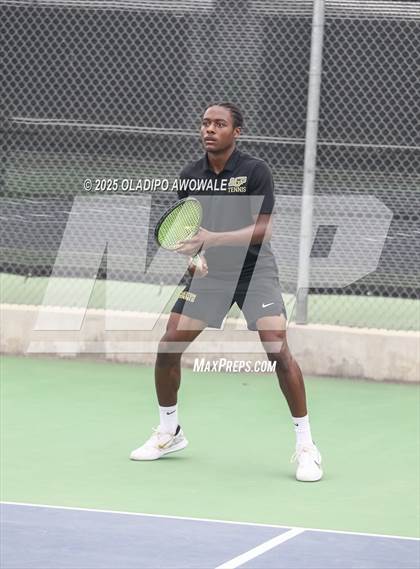 Thumbnail 1 in UIL 3A Boys Tennis Finals photogallery.