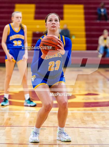 Thumbnail 3 in Surrattsville vs. Robinson (Cougar Holiday Classic) photogallery.