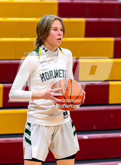 Thumbnail 3 in Surrattsville vs. Robinson (Cougar Holiday Classic) photogallery.