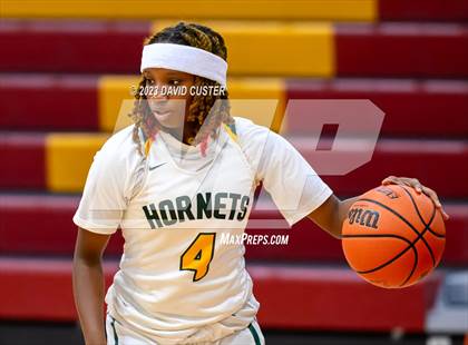 Thumbnail 1 in Surrattsville vs. Robinson (Cougar Holiday Classic) photogallery.