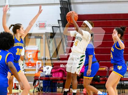 Thumbnail 1 in Surrattsville vs. Robinson (Cougar Holiday Classic) photogallery.