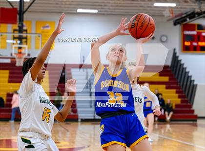 Thumbnail 3 in Surrattsville vs. Robinson (Cougar Holiday Classic) photogallery.