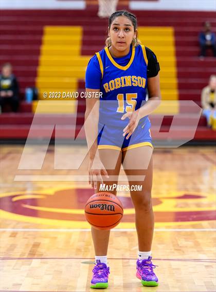 Thumbnail 2 in Surrattsville vs. Robinson (Cougar Holiday Classic) photogallery.