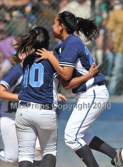 Thumbnail 3 in Valley Christian vs. Capuchino (CIF CCS D3 Final) photogallery.