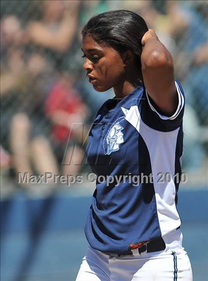 Thumbnail 2 in Valley Christian vs. Capuchino (CIF CCS D3 Final) photogallery.