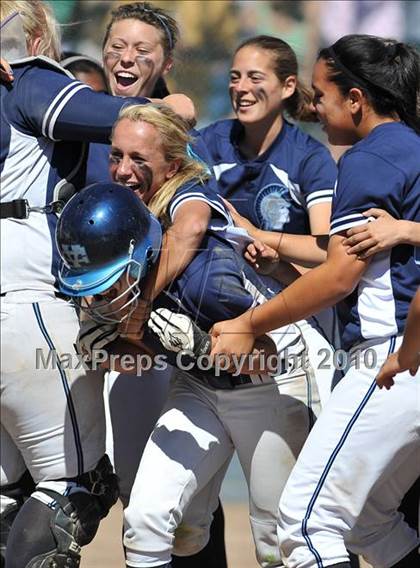 Thumbnail 3 in Valley Christian vs. Capuchino (CIF CCS D3 Final) photogallery.