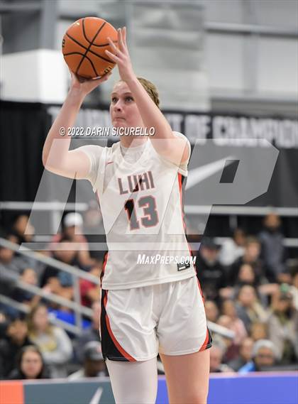 Thumbnail 3 in La Jolla Country Day vs. Long Island Lutheran (NIKE Tournament of Champions)  photogallery.