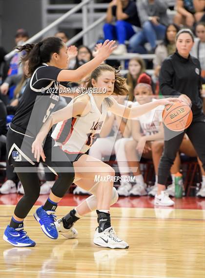 Thumbnail 1 in La Jolla Country Day vs. Long Island Lutheran (NIKE Tournament of Champions)  photogallery.