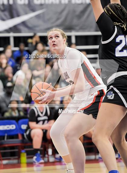 Thumbnail 1 in La Jolla Country Day vs. Long Island Lutheran (NIKE Tournament of Champions)  photogallery.