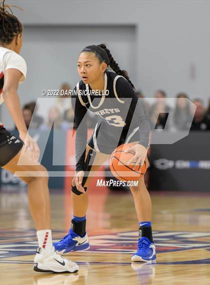 Thumbnail 1 in La Jolla Country Day vs. Long Island Lutheran (NIKE Tournament of Champions)  photogallery.