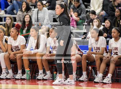 Thumbnail 2 in La Jolla Country Day vs. Long Island Lutheran (NIKE Tournament of Champions)  photogallery.
