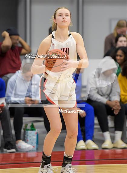 Thumbnail 3 in La Jolla Country Day vs. Long Island Lutheran (NIKE Tournament of Champions)  photogallery.