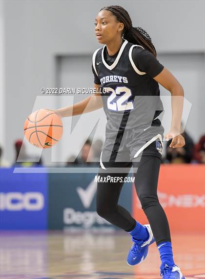 Thumbnail 2 in La Jolla Country Day vs. Long Island Lutheran (NIKE Tournament of Champions)  photogallery.
