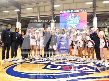 Thumbnail 2 in La Jolla Country Day vs. Long Island Lutheran (NIKE Tournament of Champions)  photogallery.