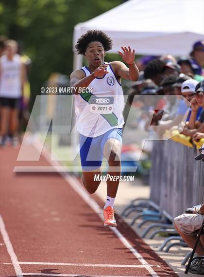 Thumbnail 3 in Class 5 Triple Jump (MSHSAA State Championship) photogallery.
