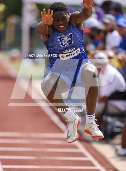 Thumbnail 1 in Class 5 Triple Jump (MSHSAA State Championship) photogallery.
