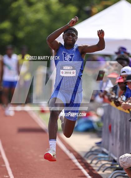 Thumbnail 1 in Class 5 Triple Jump (MSHSAA State Championship) photogallery.