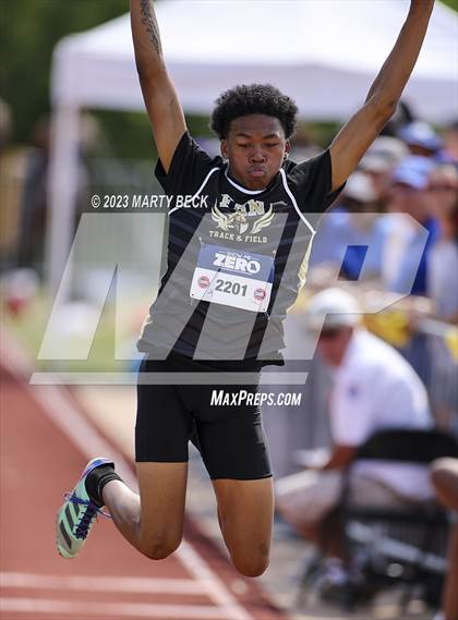 Thumbnail 1 in Class 5 Triple Jump (MSHSAA State Championship) photogallery.