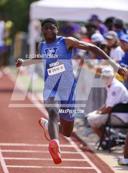 Thumbnail 1 in Class 5 Triple Jump (MSHSAA State Championship) photogallery.